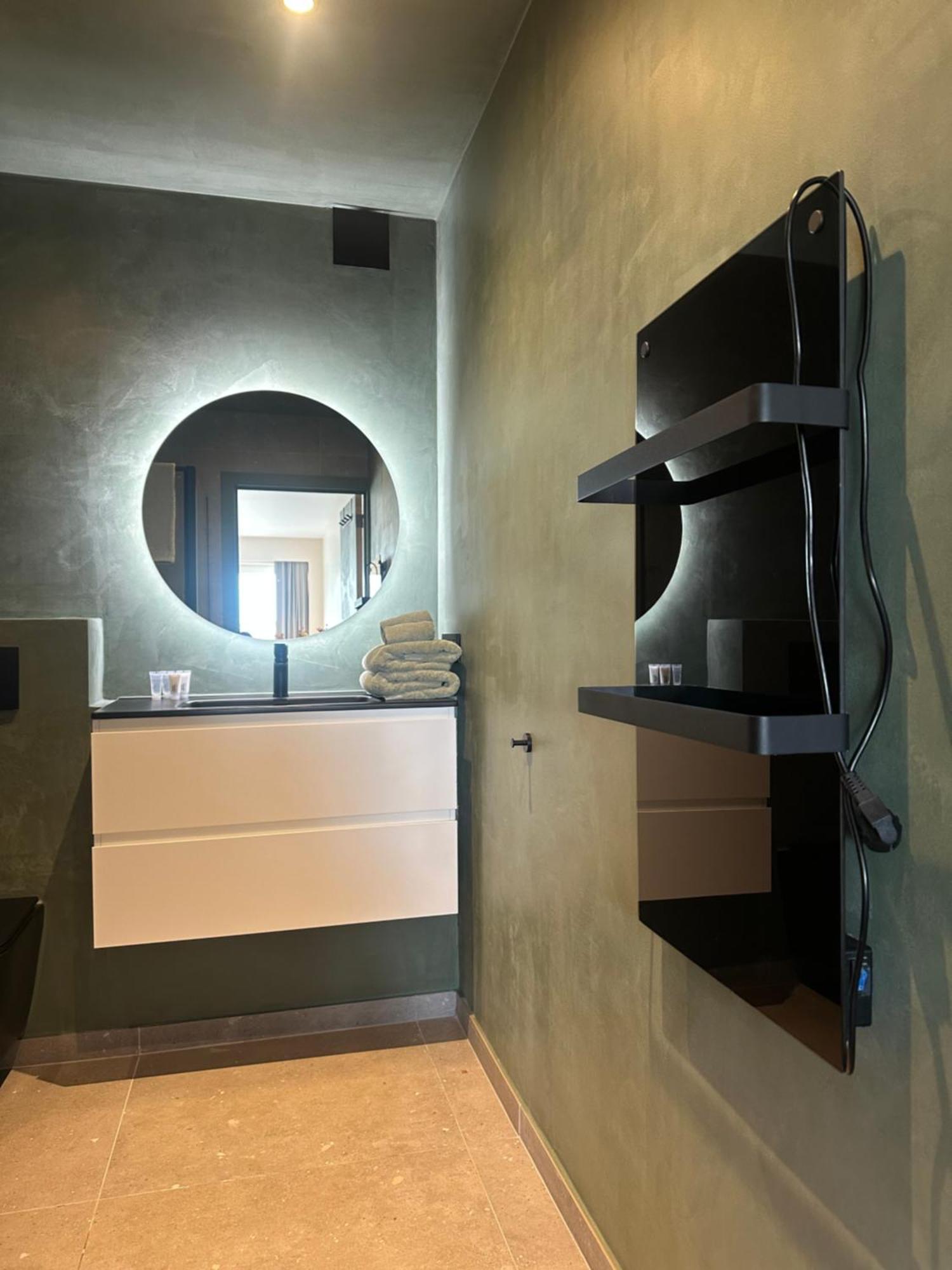 Studio By Aimee - 20M From The Beach & In City Centre! Oostende Eksteriør billede