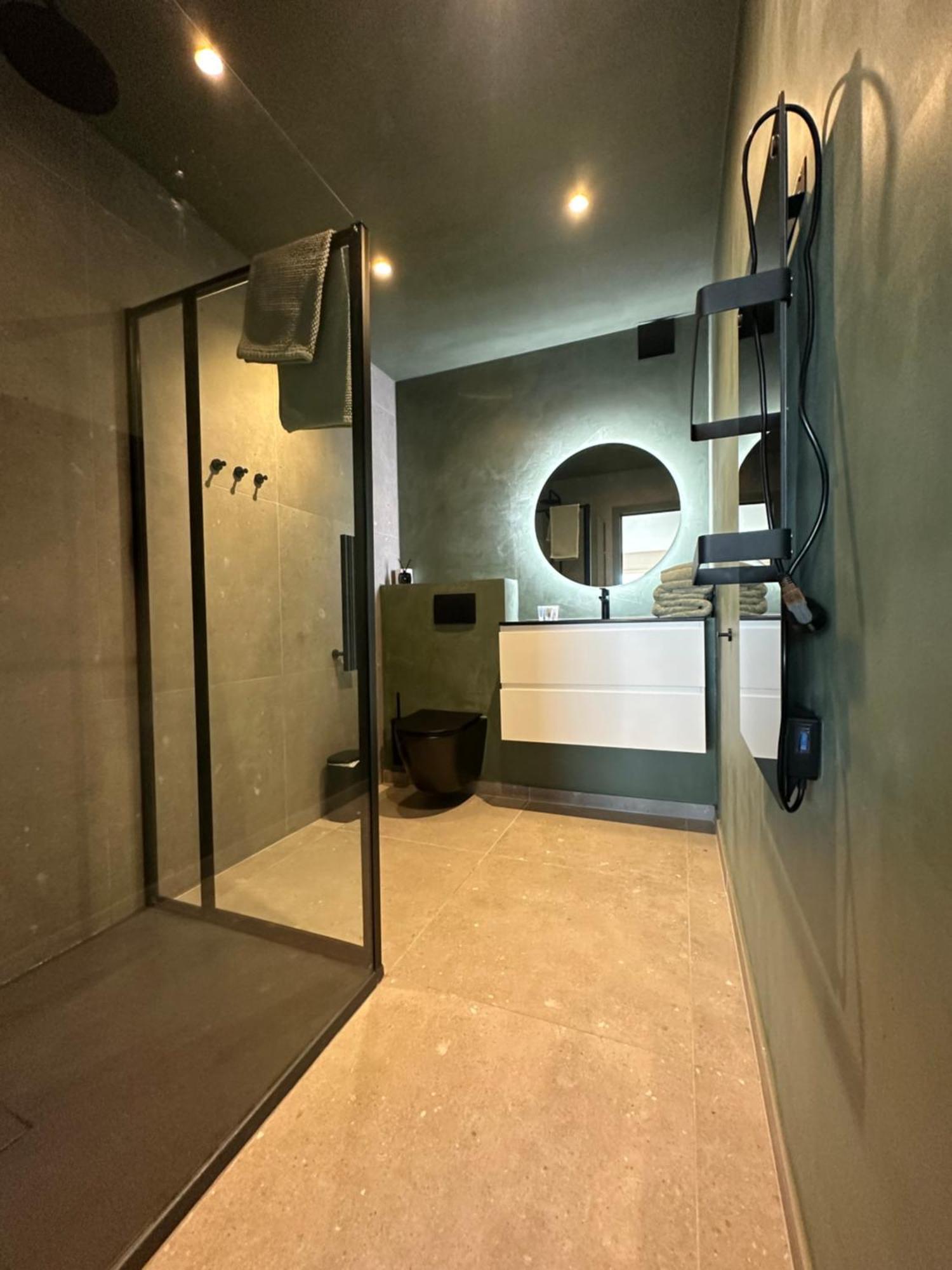 Studio By Aimee - 20M From The Beach & In City Centre! Oostende Eksteriør billede